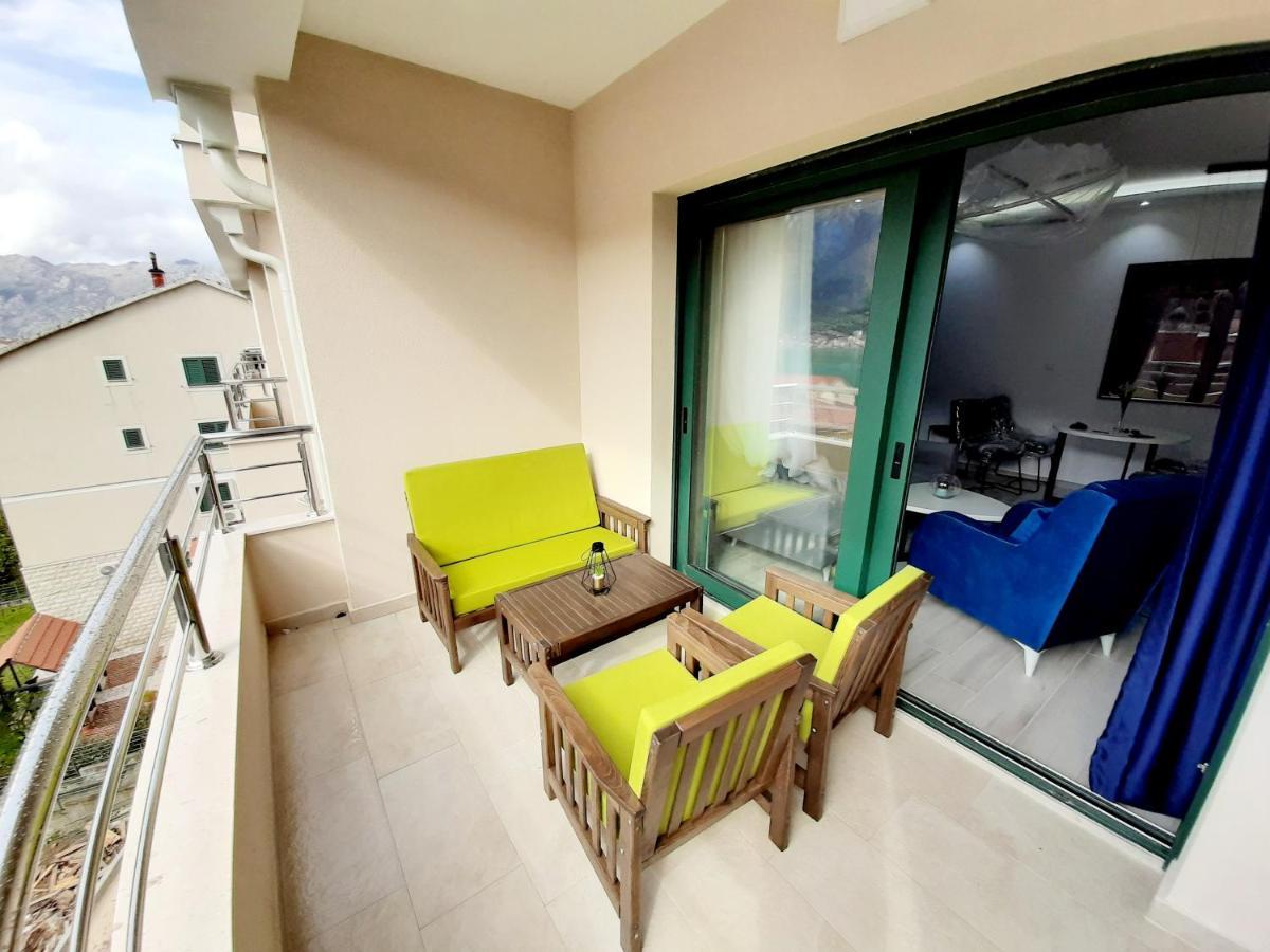 Maritimo Di Cattaro****Lux Apartment With Garage ภายนอก รูปภาพ