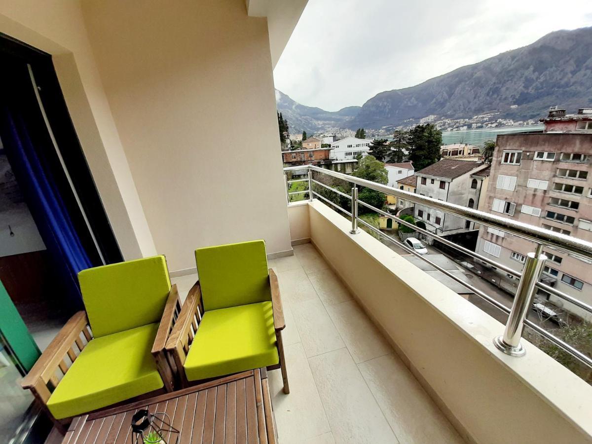 Maritimo Di Cattaro****Lux Apartment With Garage ภายนอก รูปภาพ