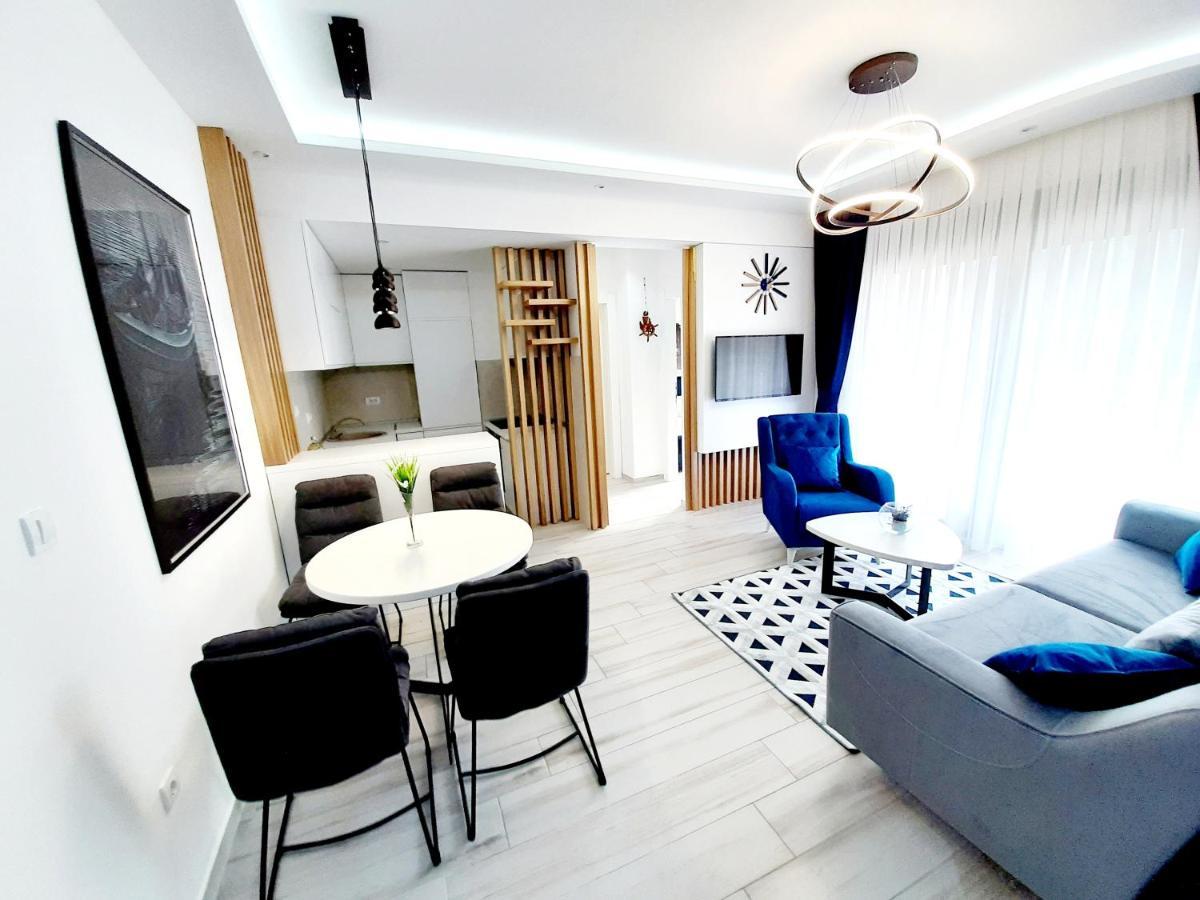 Maritimo Di Cattaro****Lux Apartment With Garage ภายนอก รูปภาพ