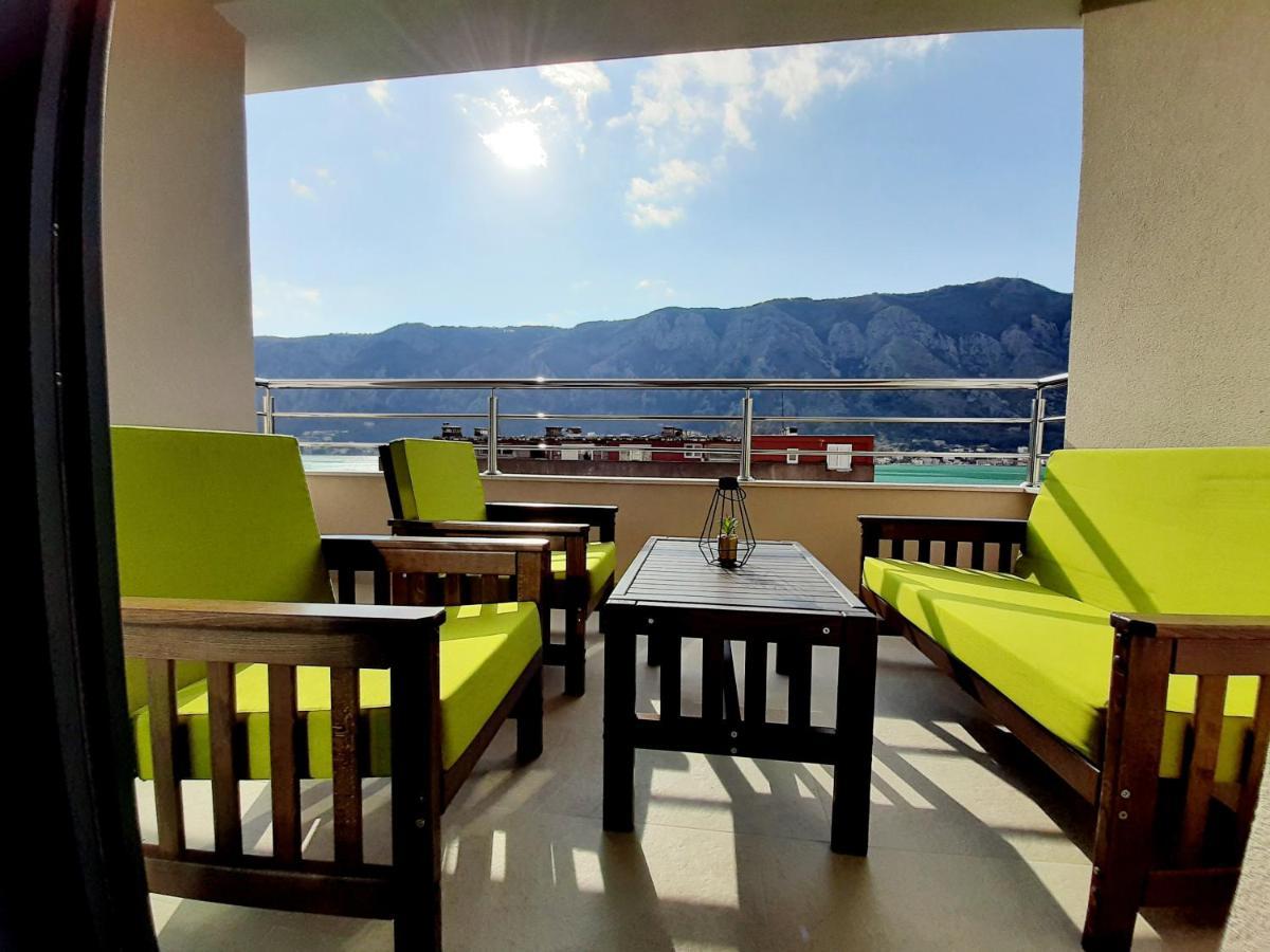 Maritimo Di Cattaro****Lux Apartment With Garage ภายนอก รูปภาพ