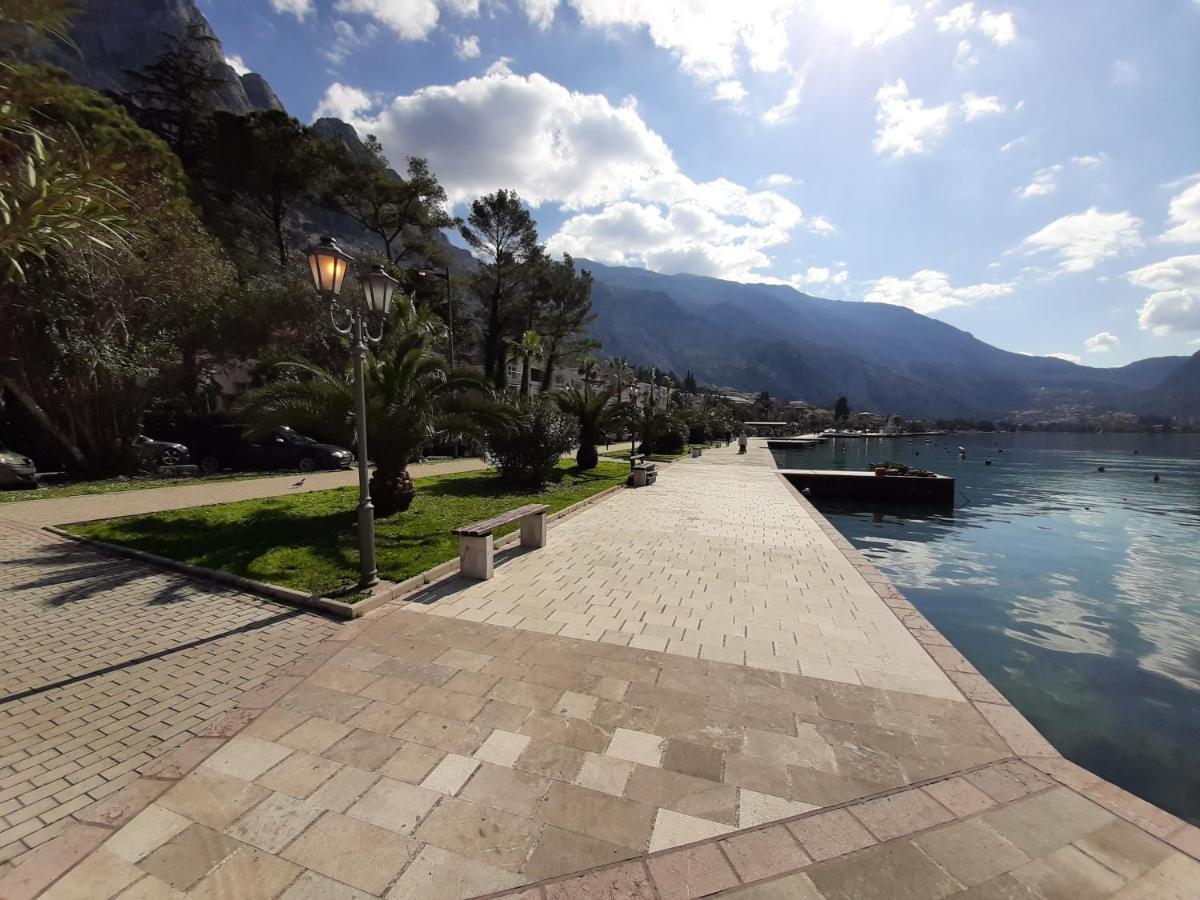 Maritimo Di Cattaro****Lux Apartment With Garage ภายนอก รูปภาพ